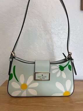 Kate Spade Reegan Daytriper Small Shoulder Bag